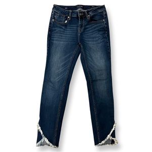 Vigoss size 26 skinny jeans with freyed bottom